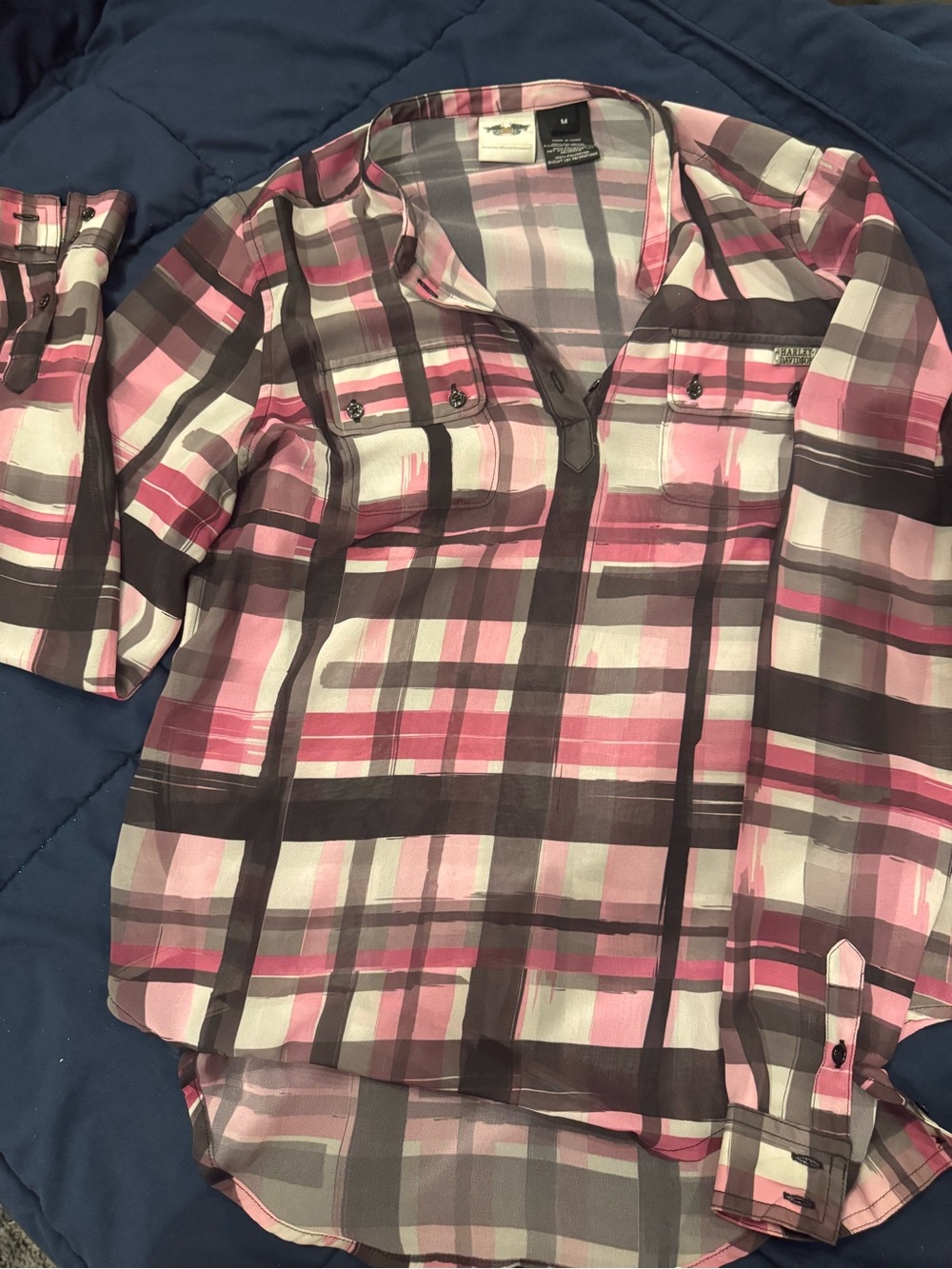 Womens Pink Plaid Long-Sleeve Shirt - Casual Button-Pocket Top
